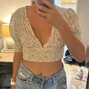 Cropped floral shirt